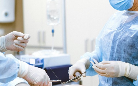 Due piccole pazienti operate per due neoplasie gravi e rare in una settimana