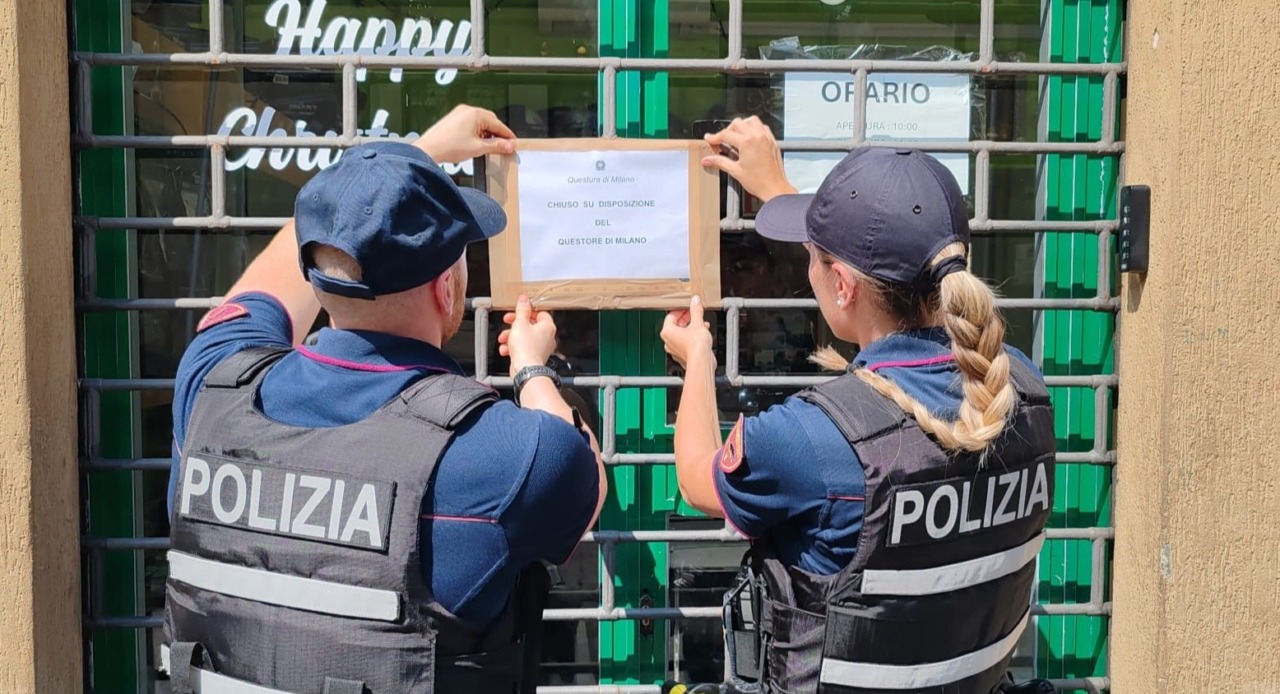 Spaccio, risse e degrado in zona: il questore chiude un negozio di monopattini