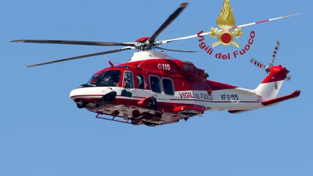 Precipita in un fossato mentre raggiunge la spiaggia: 42enne recuperato dall’elicottero dei Vigili del fuoco