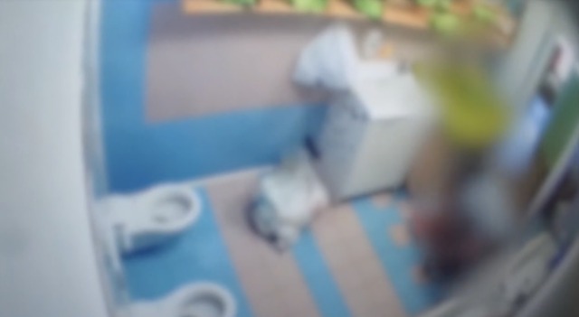 Maltrattamenti ai bambini, arrestate titolare ed educatrice di un asilo nido