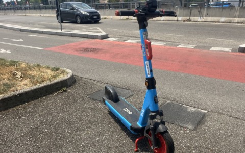 Noleggio di monopattini elettrici ed e-bike: si parte con massimo 550 mezzi in circolazione