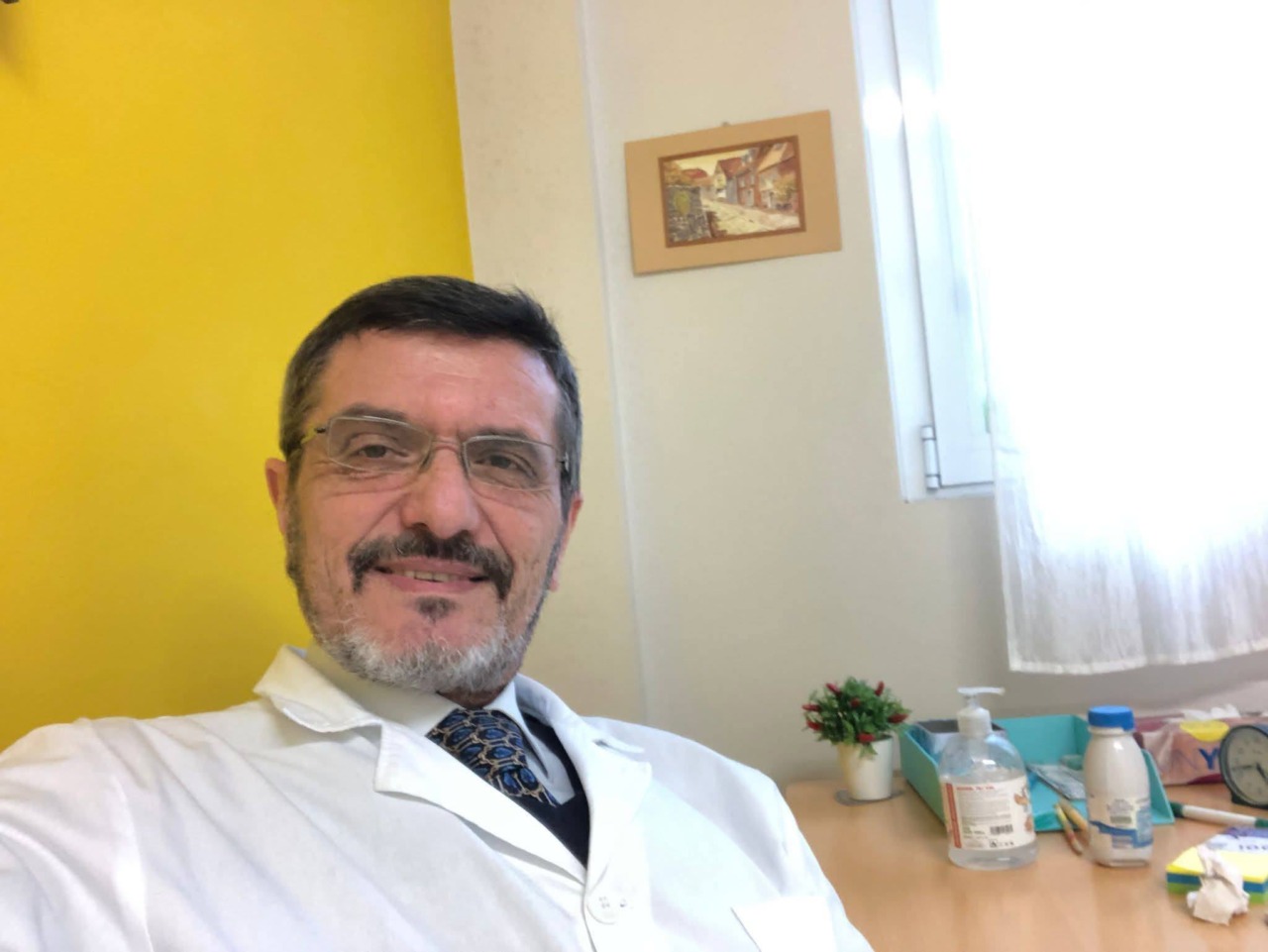 E’ il medico di famiglia Stefano Bramati la vittima dell’incendio nella palazzina