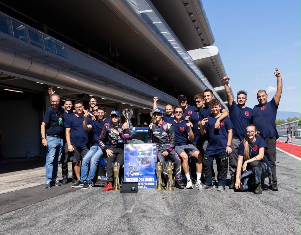 Not Only Motorsport è campione d’Europa: da Vignate al trionfo dopo una finale “incandescente” ma ricco di emozioni