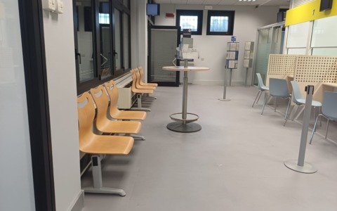 Dopo i lavori di ammodernamento riapre l’ufficio postale di Bussero