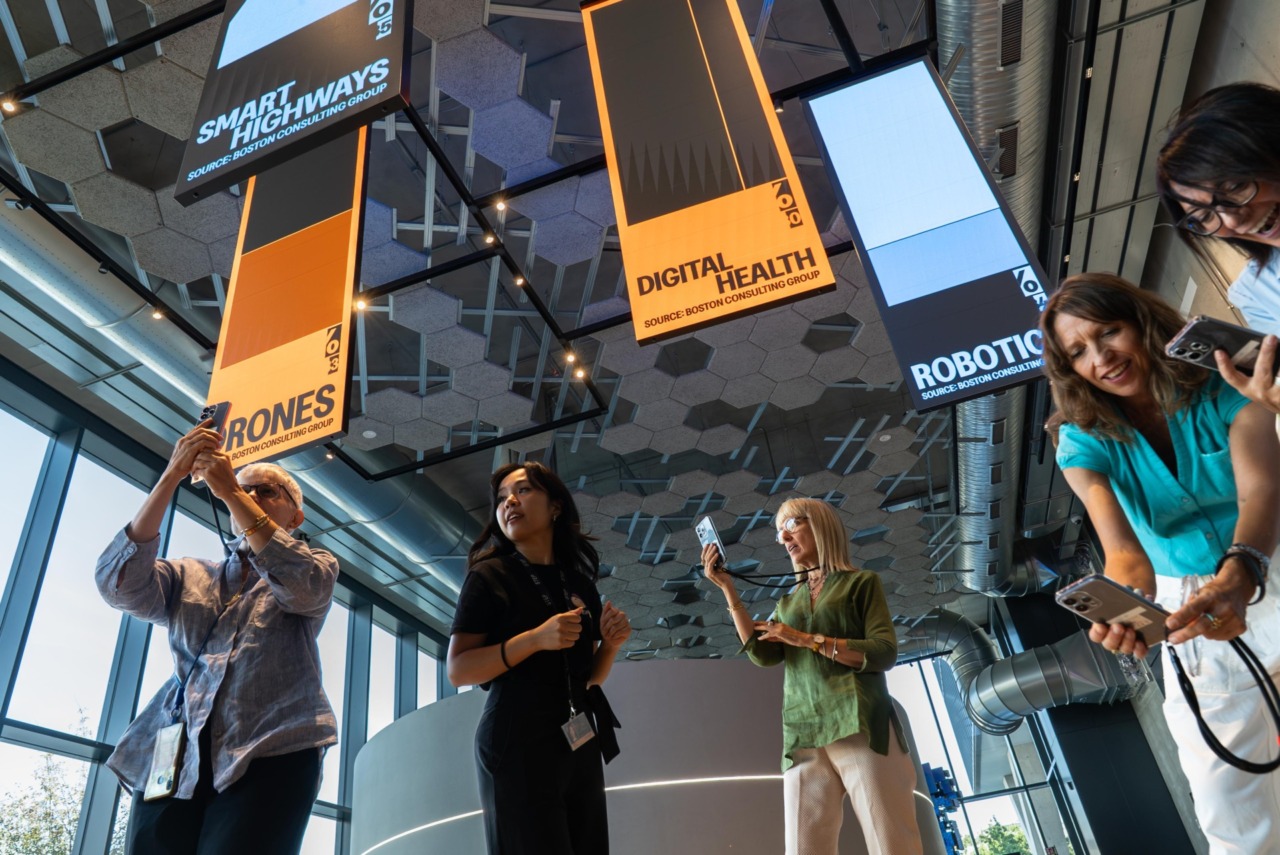 A STEP il futuro si legge sui ledwall con “Future Trends”