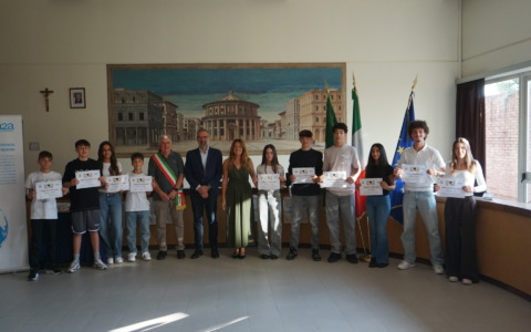 Truccazzano ha premiato i suoi studenti eccellenti con dieci borse di studio