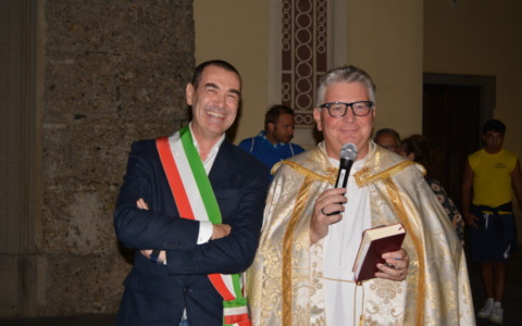 Il Palio di Liscate avrà un sapore speciale: l’ultimo di don Roberto Nolli