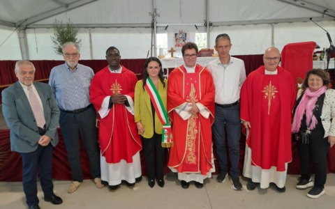 Alla festa dell’oratorio il benvenuto ufficiale al nuovo vicario parrocchiale don Samuele Brancè