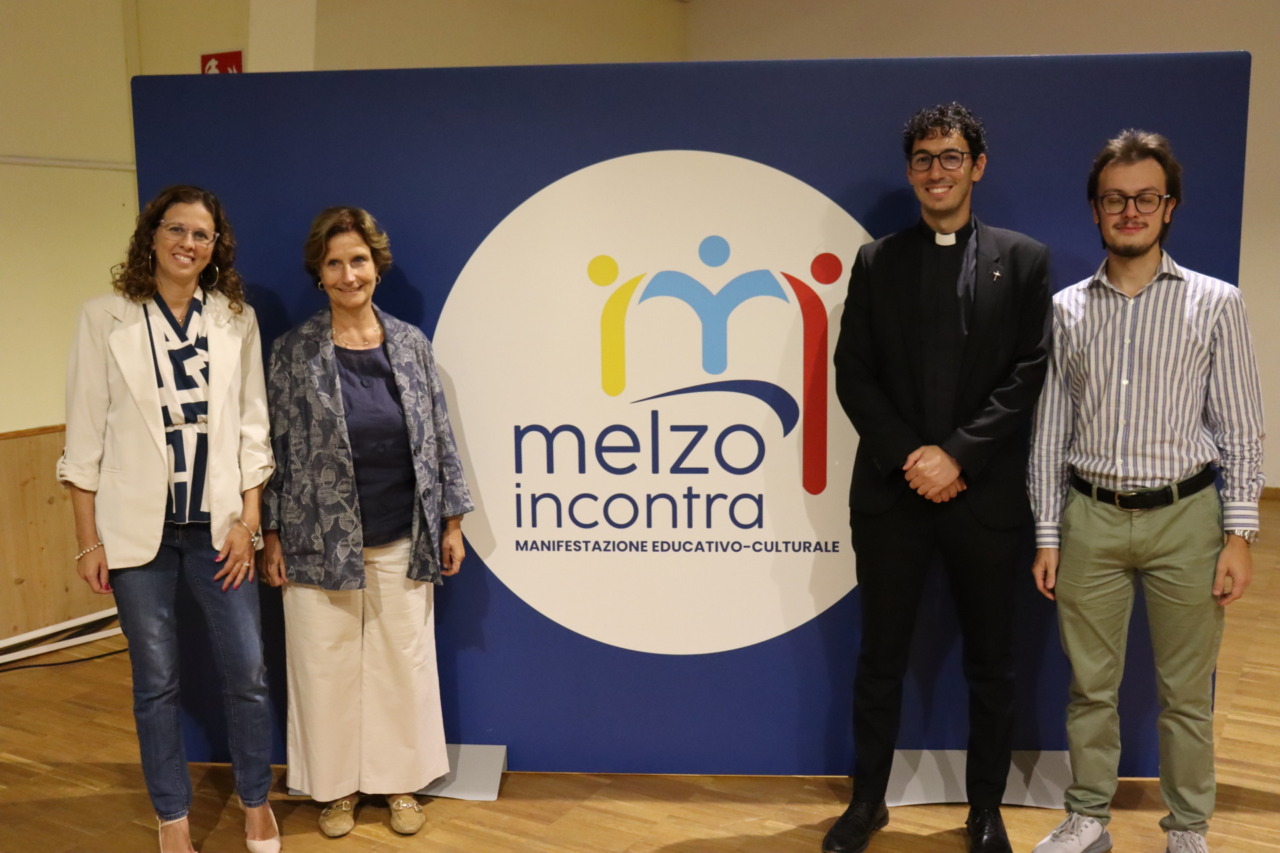 Melzo Incontra… l’educazione: qual è l’età giusta per dare lo smartphone ai nostri figli?