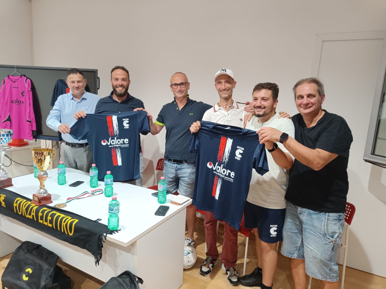 Elettro Cernusco, il ritorno in Figc: presentata la Juniores che sogna la Terza Categoria e… il derby