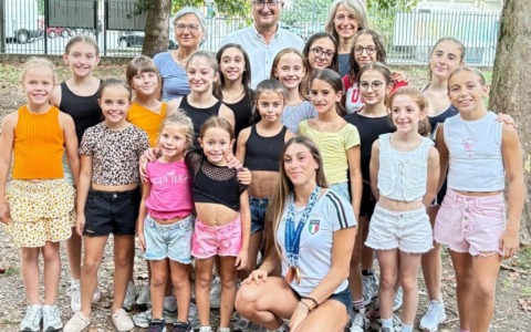 Un aperitivo a sorpresa per celebrare la campionessa di ritorno dai Giochi del Mediterraneo