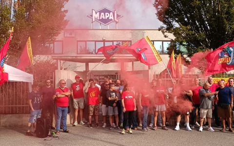 La Mapal conferma i tagli dei lavoratori. Nuovo sciopero davanti ai cancelli