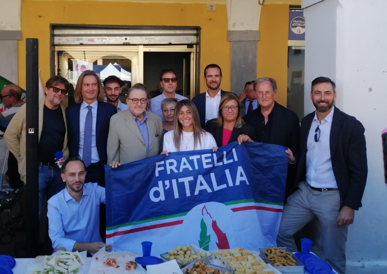 Verso le elezioni amministrative, taglio del nastro per la nuova sede elettorale del centrodestra