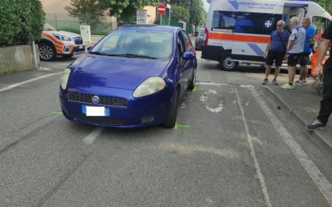 Travolto da un’auto che svolta: 68enne ricoverato in prognosi riservata