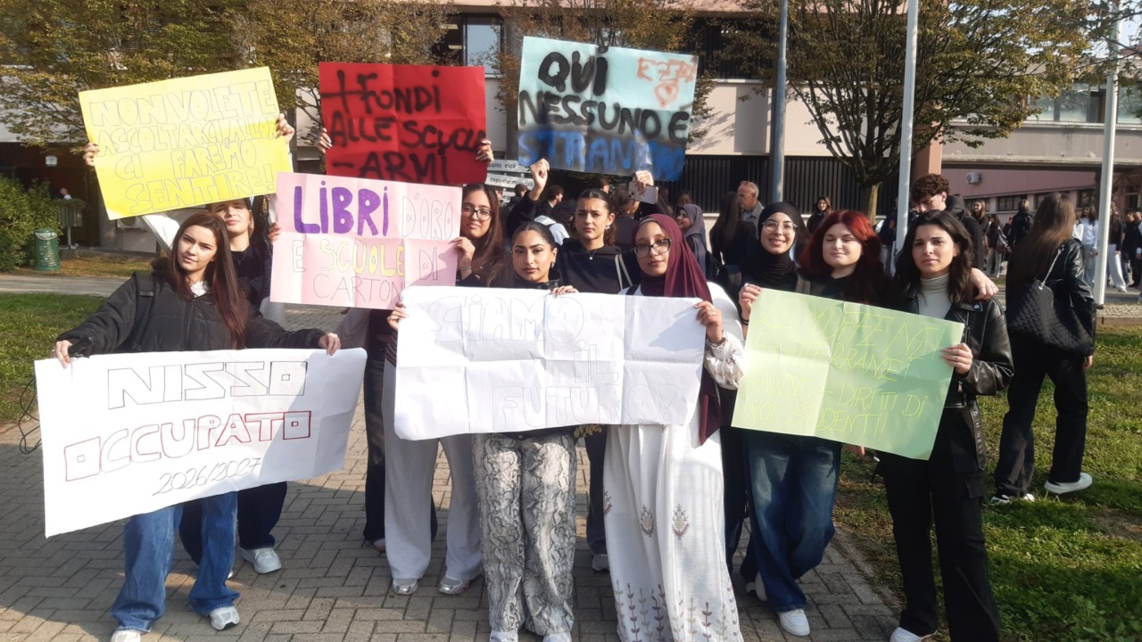 Giornata di protesta all’istituto Jacopo Nizzola. Gli studenti: “Siamo stufi”