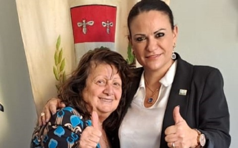 Lettori piccolissimi al mattino, incontro sulla menopausa al pomeriggio. La biblioteca parla proprio a tutti