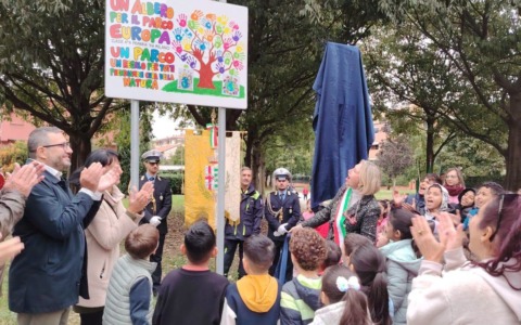 I bimbi inaugurano il parco intitolato all’Europa