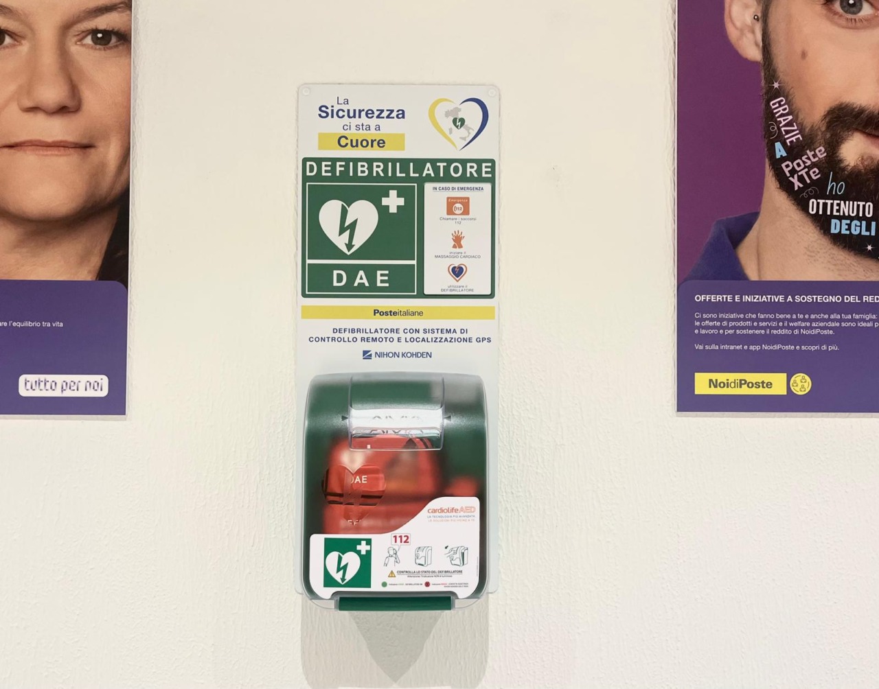 La città è un po’ più “cardioprotetta”: installato un defibrillatore in Posta