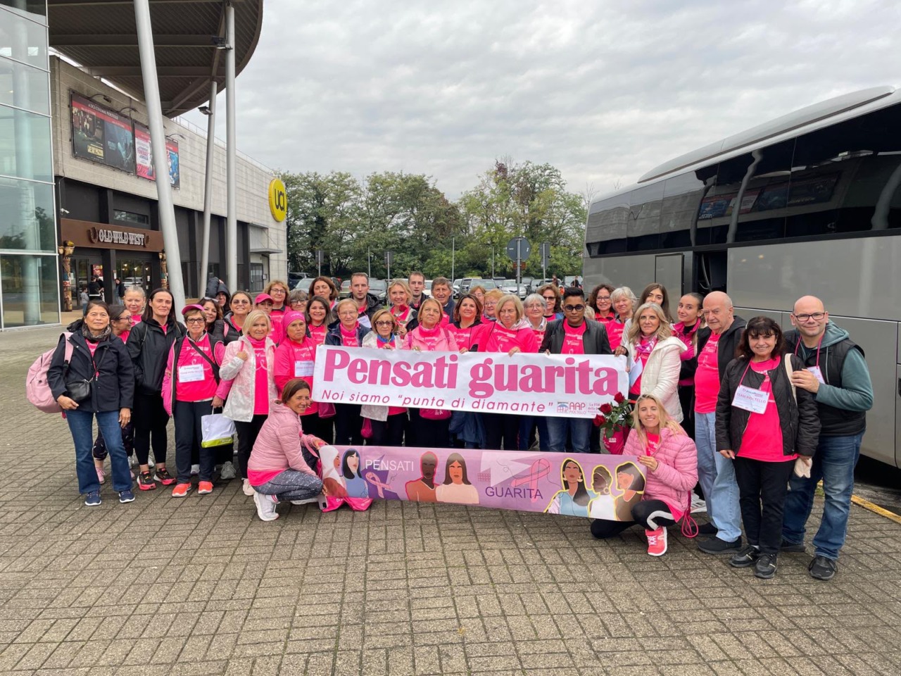 Anche Aap alla Pink Parade: la marea rosa per la prevenzione