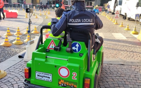 Il parco giochi della sicurezza stradale sbarca in città ed è aperto (e gratuito) per tutti