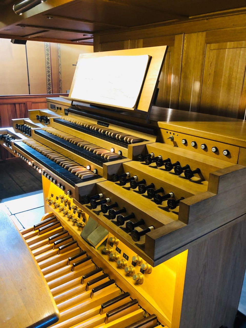 XXI edizione della Rassegna organistica: il “Nenninger” risuona con le note di Luca Gorla
