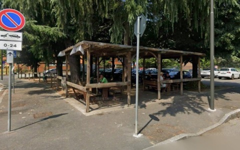 Frequentata da famiglie, alunni e residenti: nuova vita per l’area attrezzata di viale Liguria
