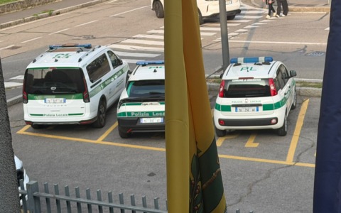 La Polizia Locale “a scuola” per il contrasto allo spaccio di stupefacenti