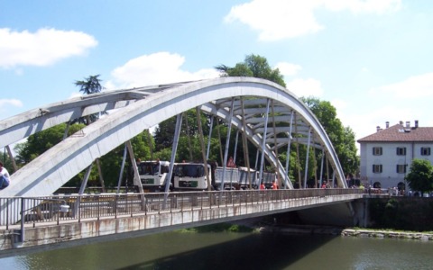 Ponte sull’Adda: terminati i lavori in anticipo, tolto il senso unico alternato.