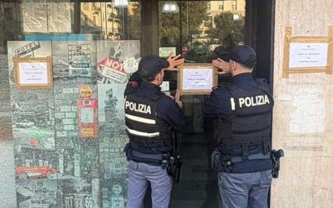 I bar erano ritrovo di pregiudicati e teatro di episodi violenti: il questore fa abbassare loro la saracinesca